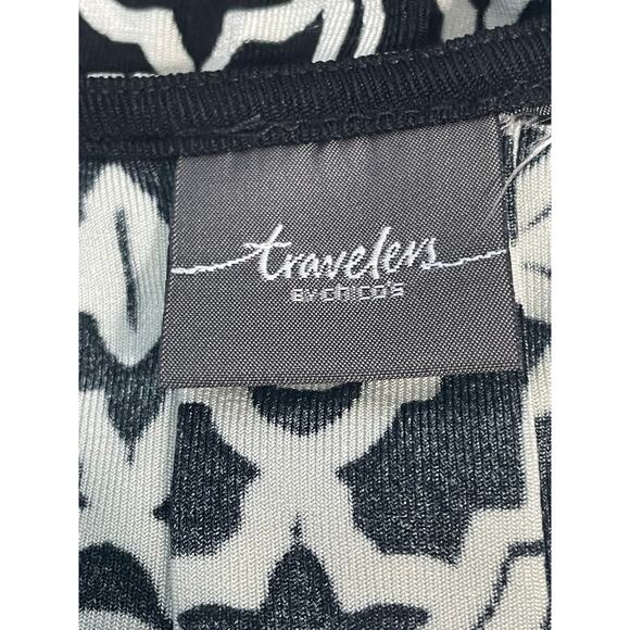 Chico’s Travelers Blouse Size 2 Large Black White Liquid Knit Sheer Sleeves - Picture 6 of 7